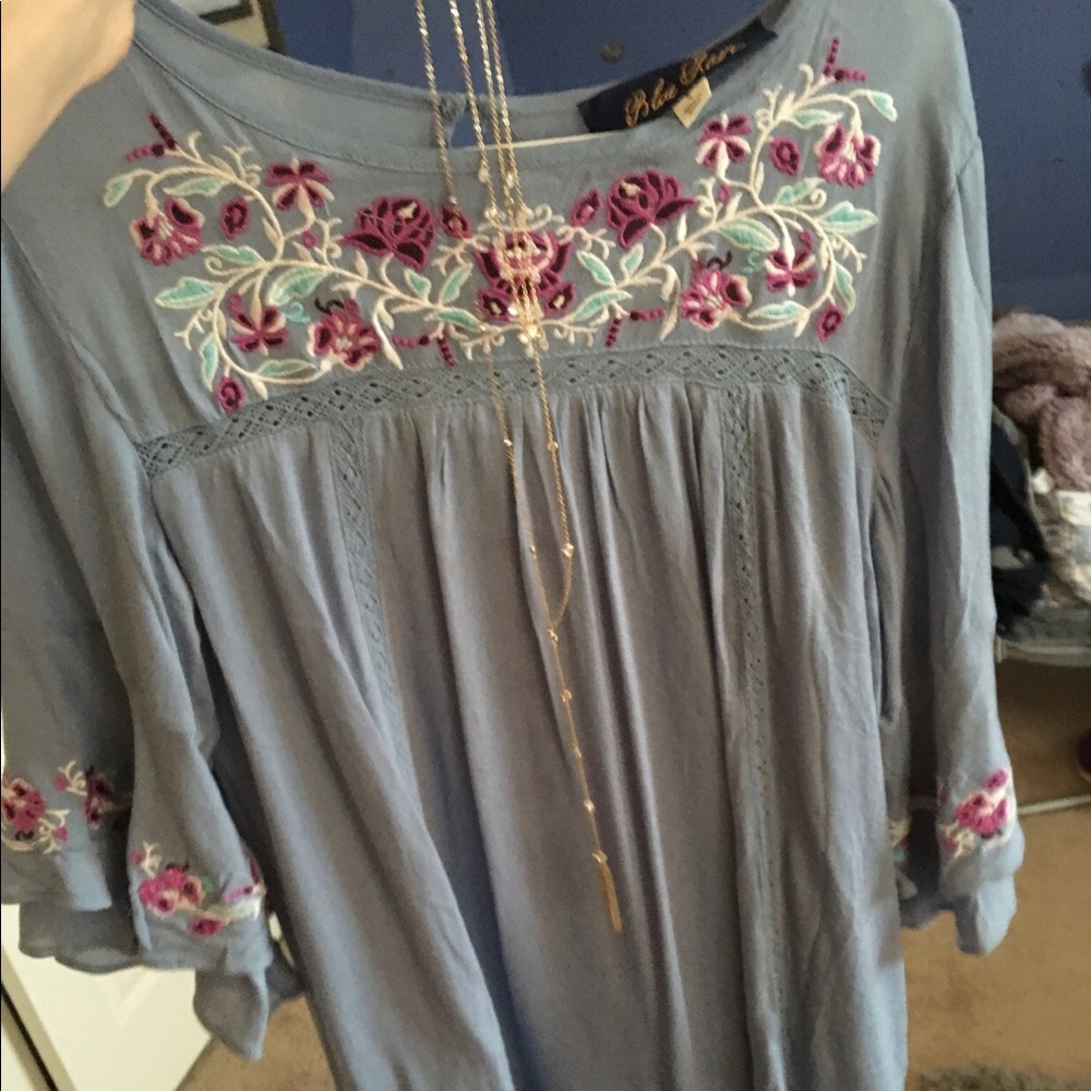 Francesca’s Light Blue Flowy Dress